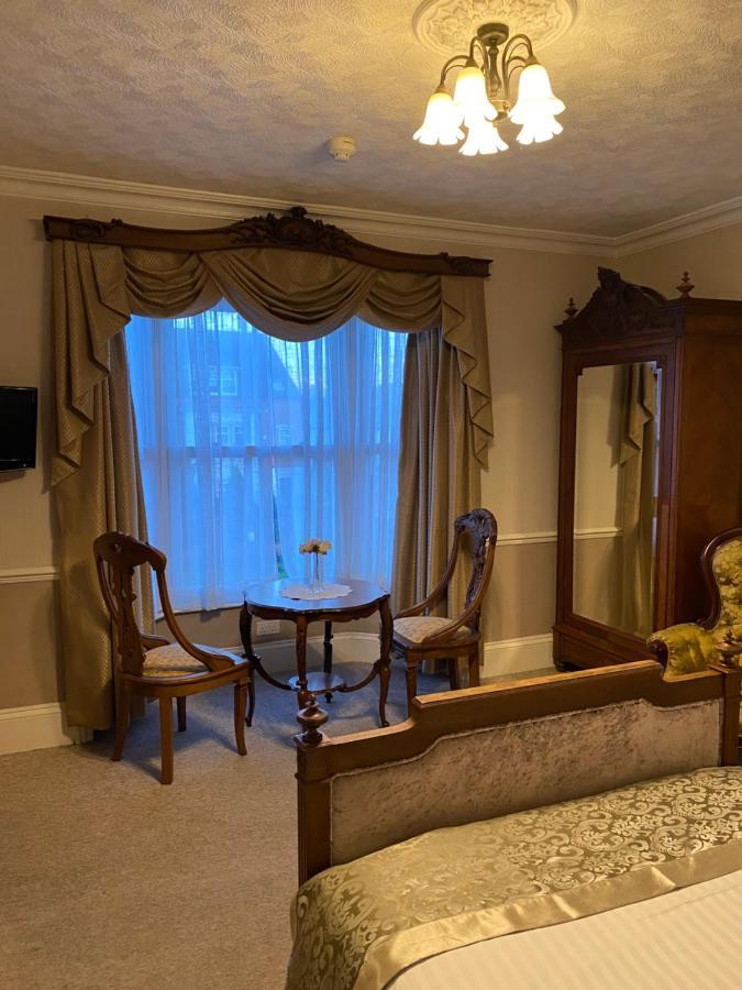 The Croft Guest House Стратфорд-апон-Эйвон Экстерьер фото